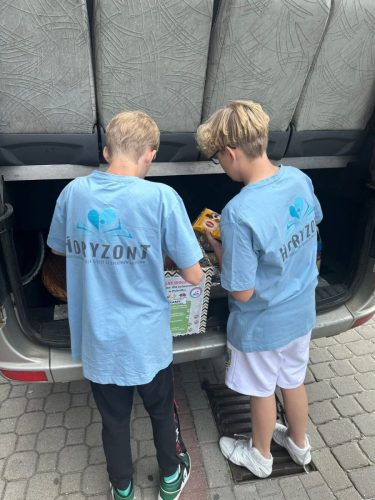 Koło wolontariatu w szkole dla dzieci z autyzmem