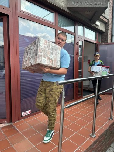 Koło wolontariatu w szkole dla dzieci z autyzmem