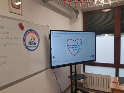 Koło wolontariatu w szkole dla dzieci z autyzmem